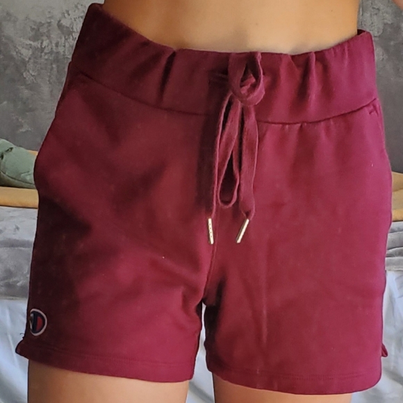 CHAMPION Jogger Style Shorts - Picture 3 of 3